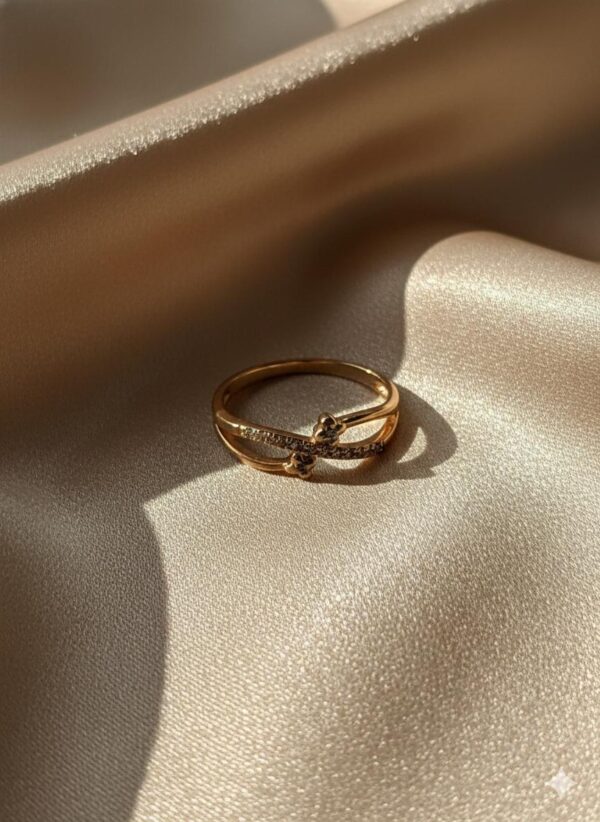Elegant Rose Gold Crossover Ring