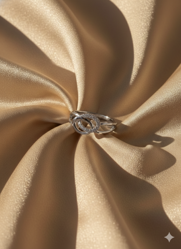 Elegant Interlocking Diamond Promise Ring